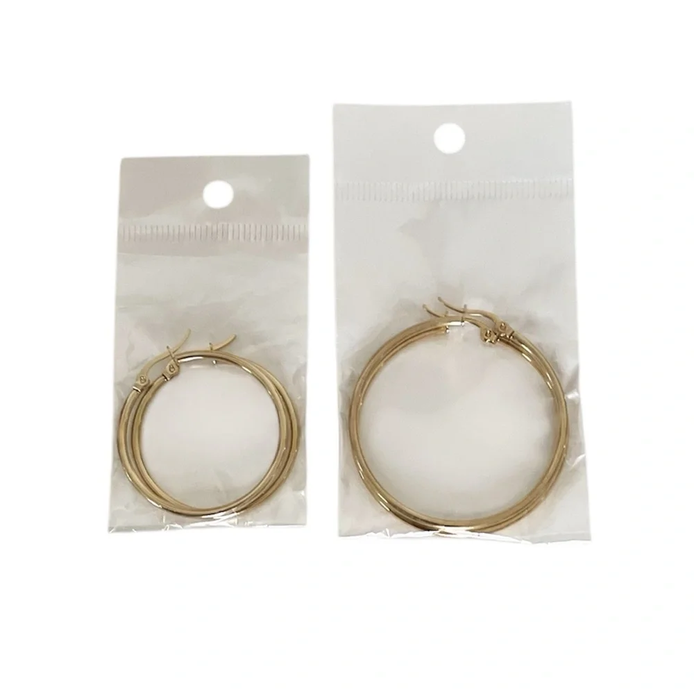Elegant Set of 2 Gold Tone Hinged Hoop Earrings - Picture 10 of 10